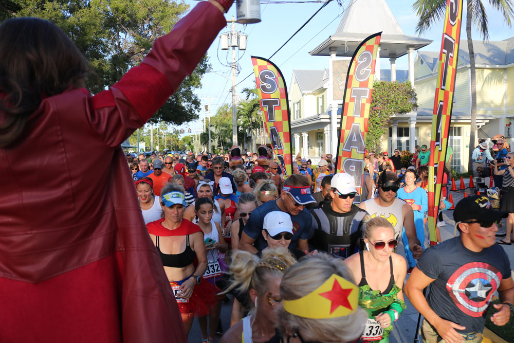 Heroes and Villains 5K 2018 photo - Duval Street, Key West